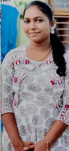 M. அக்ஷ்யா  எ கோடீஸ்வரி 